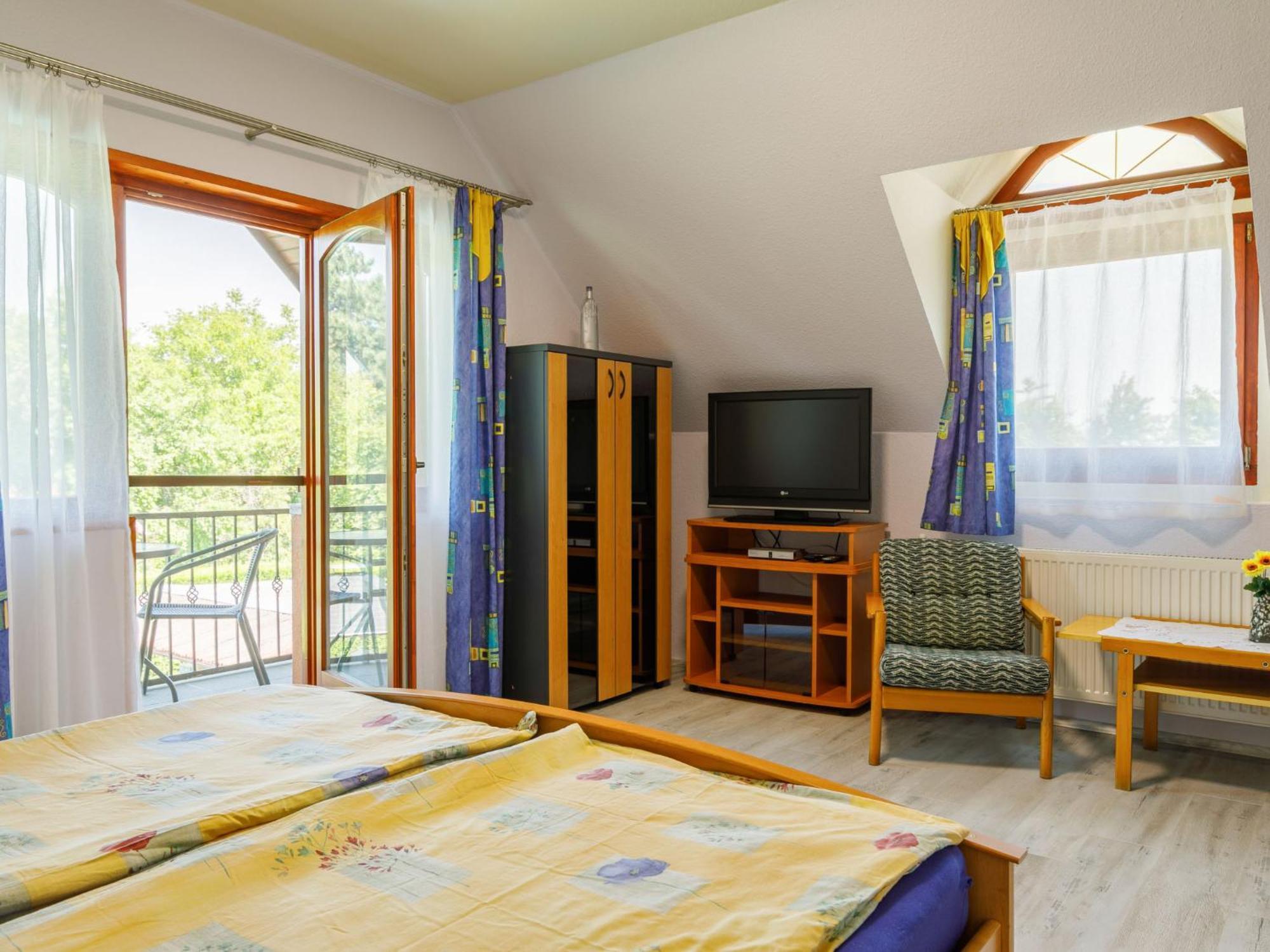 Holiday Home Narcisse By Interhome Balatonszarszo Εξωτερικό φωτογραφία